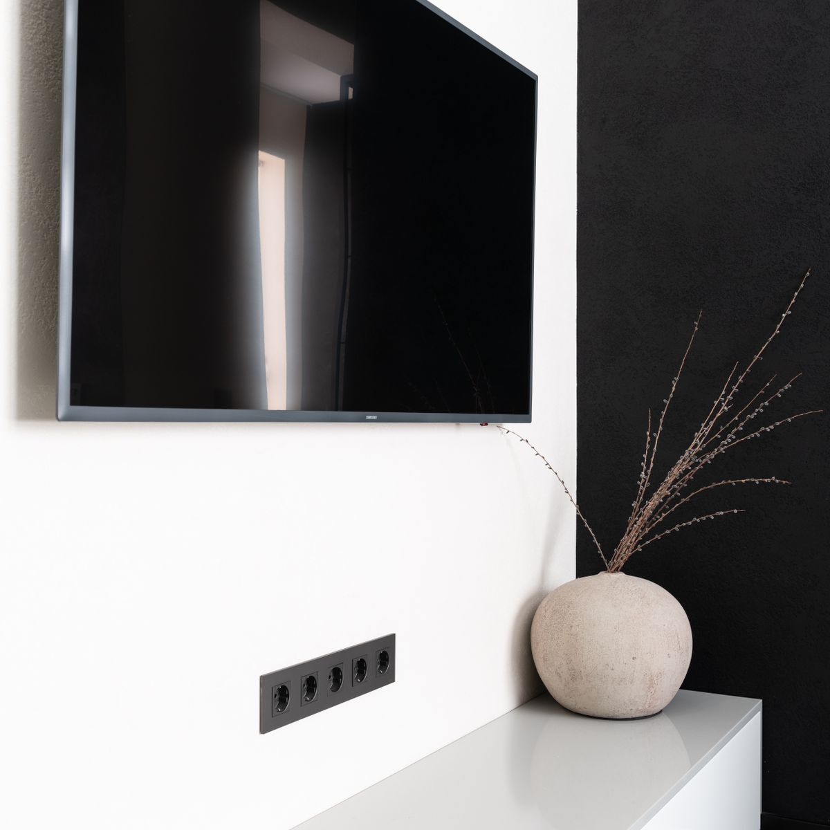 65" 4K OLED Smart TV